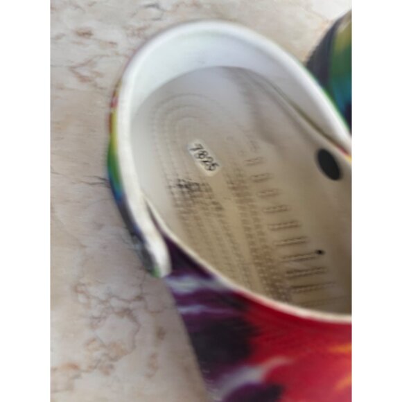 Crocs Classic Tie-Dye Clogs Size M6/W8 - Picture 7 of 8